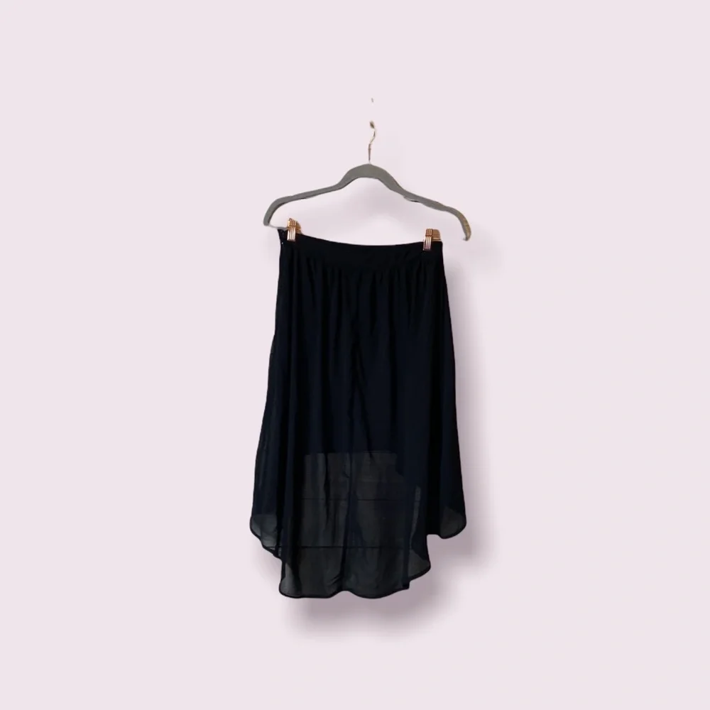 💜💜 Forever 21 Hi-Lo Lined Sheer Skirt Size M
